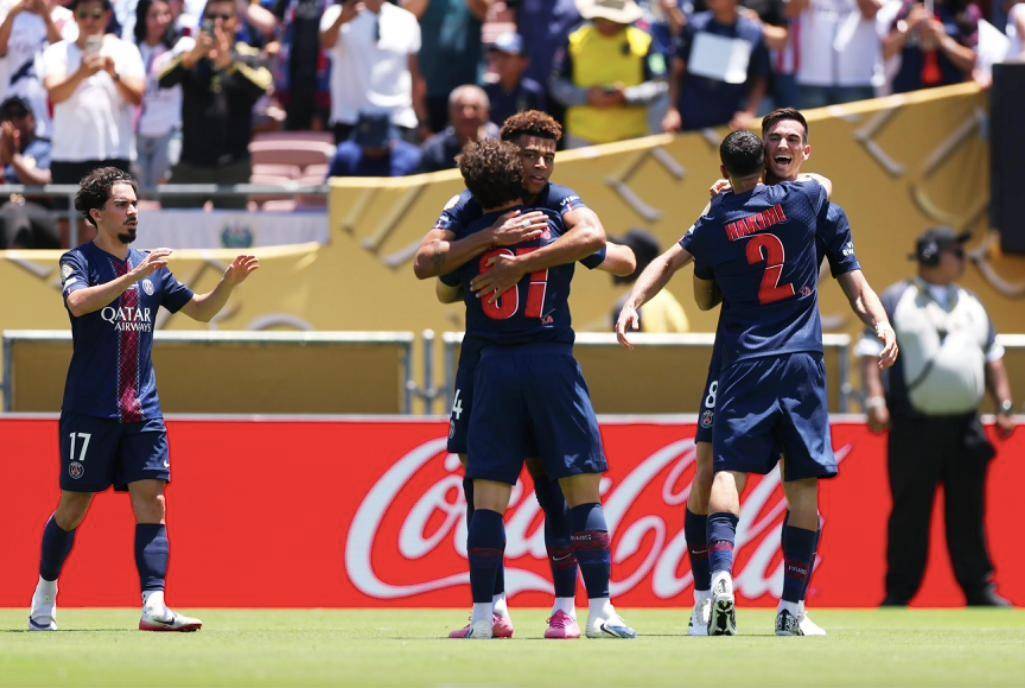 在激烈的西 在激烈的西