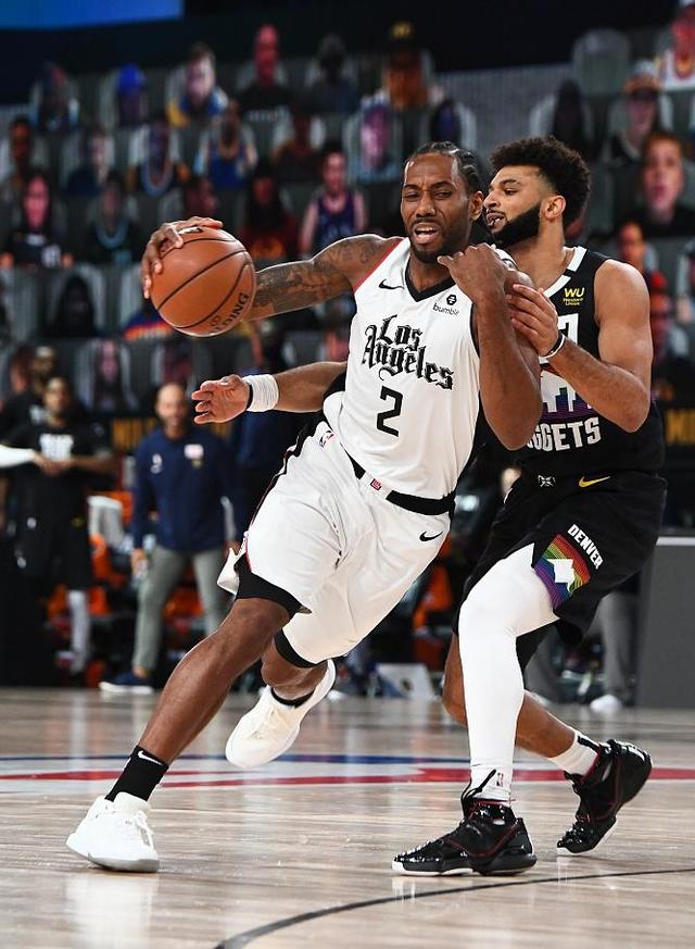 周边居民的 周边居民的