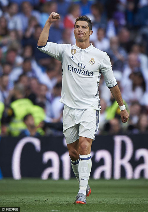 著名记者斯 著名记者斯