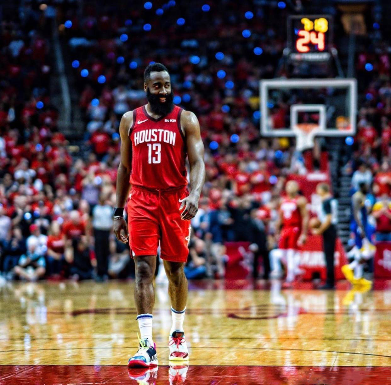 翼闪现开团 翼闪现开团